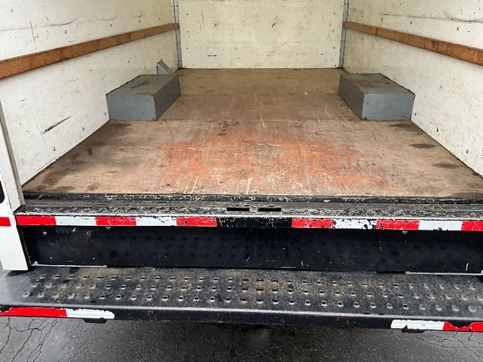 Light Duty Box Truck-Light and Medium Duty Trucks-GMC-2021-Savana G33503-Reading-PA-90,953\n\t\tmiles-$ 29,000 - Image 9