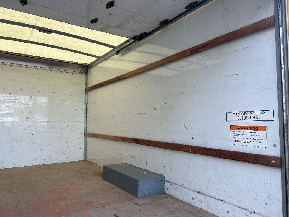 Light Duty Box Truck-Light and Medium Duty Trucks-GMC-2021-Savana G33503-Sacramento-CA-123,593\n\t\tmiles-$ 24,750 - Image 12