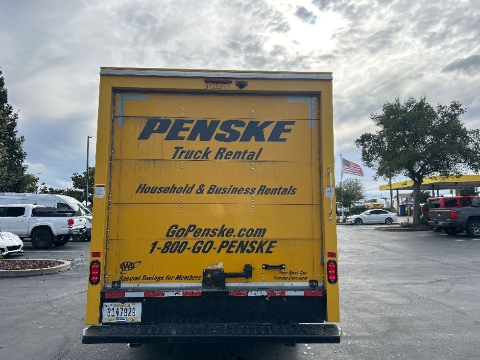 Light Duty Box Truck-Light and Medium Duty Trucks-GMC-2021-Savana G33503-Sacramento-CA-123,593\n\t\tmiles-$ 24,750 - Image 7