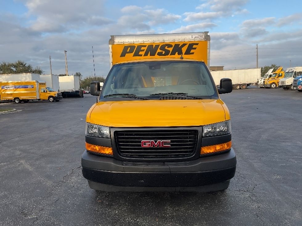 Light Duty Box Truck-Light and Medium Duty Trucks-GMC-2021-Savana G33503-Saint Petersburg-FL-110,558\n\t\tmiles-$ 26,250 - Image 2
