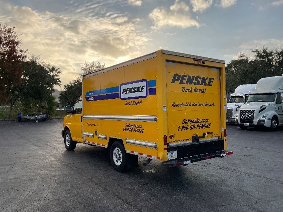 Light Duty Box Truck-Light and Medium Duty Trucks-GMC-2021-Savana G33503-Saint Petersburg-FL-110,558\n\t\tmiles-$ 26,250 - Image 6