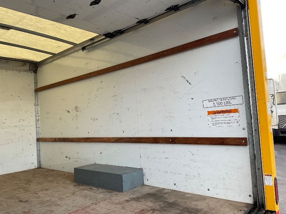 Light Duty Box Truck-Light and Medium Duty Trucks-GMC-2021-Savana G33503-Saint Petersburg-FL-110,558\n\t\tmiles-$ 26,250 - Image 12