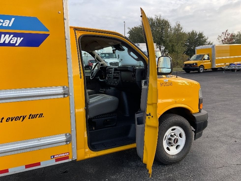 Light Duty Box Truck-Light and Medium Duty Trucks-GMC-2021-Savana G33503-Saint Petersburg-FL-110,558\n\t\tmiles-$ 26,250 - Image 20
