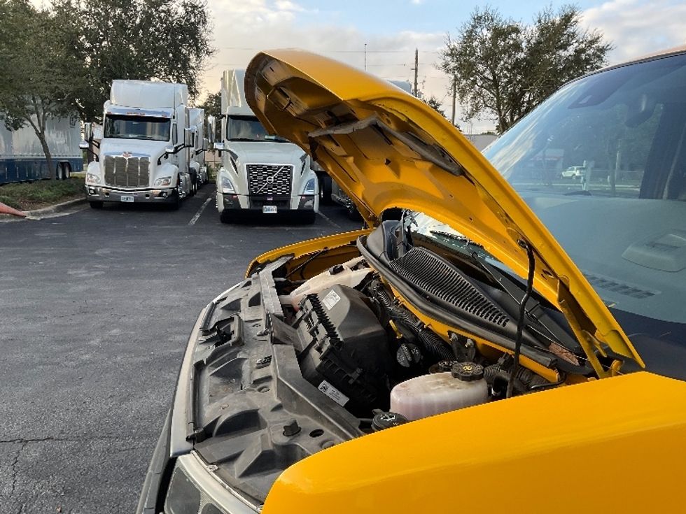 Light Duty Box Truck-Light and Medium Duty Trucks-GMC-2021-Savana G33503-Saint Petersburg-FL-110,558\n\t\tmiles-$ 26,250 - Image 24