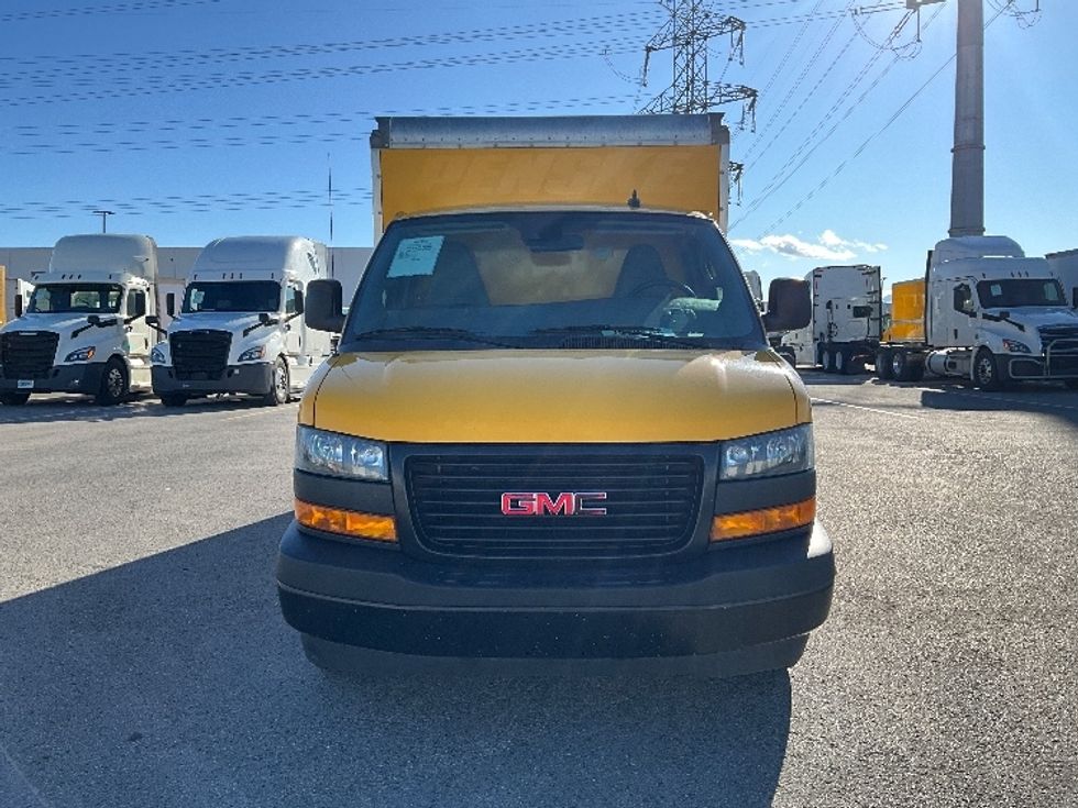 Light Duty Box Truck-Light and Medium Duty Trucks-GMC-2021-Savana G33503-Salt Lake City-UT-114,511\n\t\tmiles-$ 25,250 - Image 2