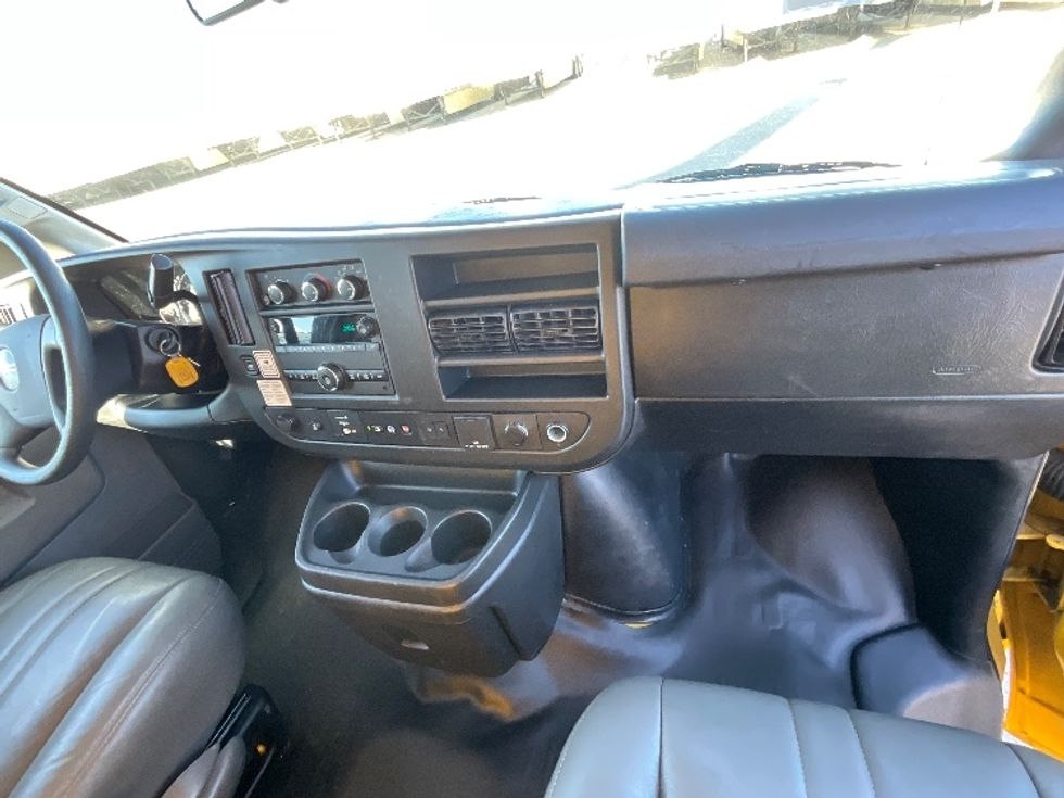 Light Duty Box Truck-Light and Medium Duty Trucks-GMC-2021-Savana G33503-Salt Lake City-UT-114,511\n\t\tmiles-$ 25,250 - Image 21