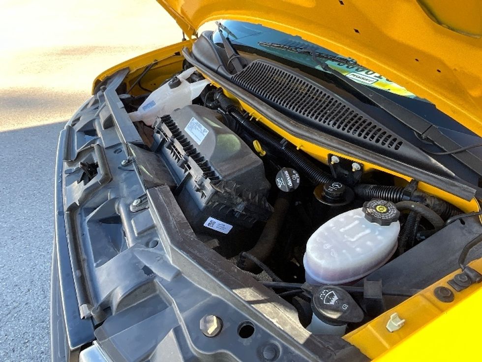 Light Duty Box Truck-Light and Medium Duty Trucks-GMC-2021-Savana G33503-Salt Lake City-UT-114,511\n\t\tmiles-$ 25,250 - Image 24