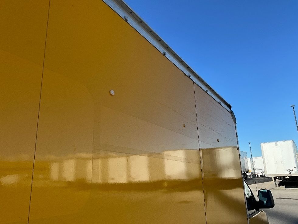 Light Duty Box Truck-Light and Medium Duty Trucks-GMC-2021-Savana G33503-Salt Lake City-UT-114,511\n\t\tmiles-$ 25,250 - Image 26