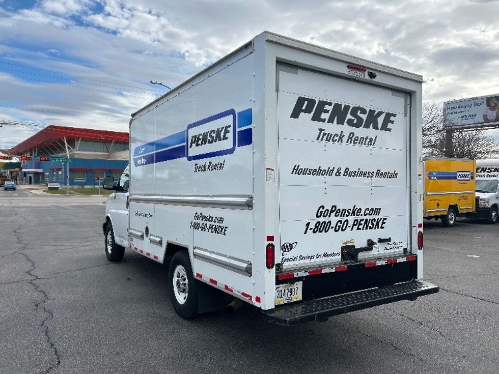 Light Duty Box Truck-Light and Medium Duty Trucks-GMC-2021-Savana G33503-San Antonio-TX-111,941\n\t\tmiles-$ 27,500 - Image 6