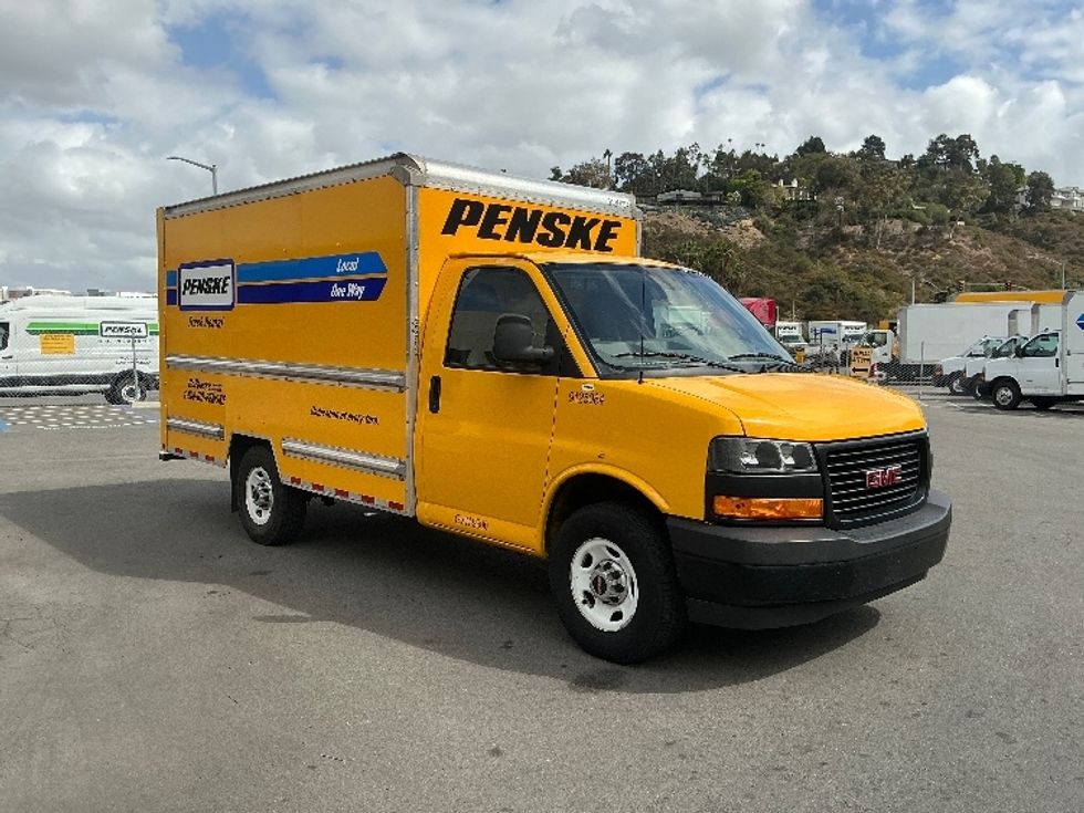 Light Duty Box Truck-Light and Medium Duty Trucks-GMC-2021-Savana G33503-San Diego-CA-115,291\n\t\tmiles-$ 24,750 - Image 1