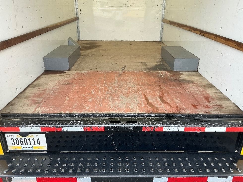 Light Duty Box Truck-Light and Medium Duty Trucks-GMC-2021-Savana G33503-San Diego-CA-115,291\n\t\tmiles-$ 24,750 - Image 10