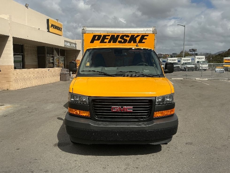 Light Duty Box Truck-Light and Medium Duty Trucks-GMC-2021-Savana G33503-San Diego-CA-115,291\n\t\tmiles-$ 24,750 - Image 2