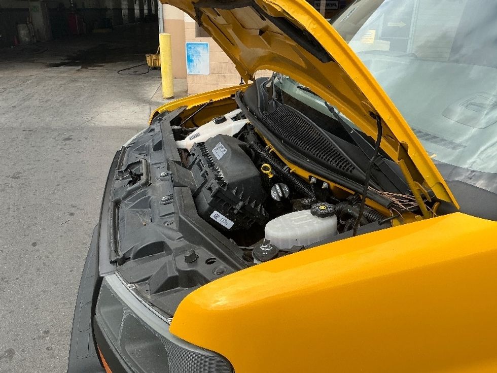 Light Duty Box Truck-Light and Medium Duty Trucks-GMC-2021-Savana G33503-San Diego-CA-115,291\n\t\tmiles-$ 24,750 - Image 24