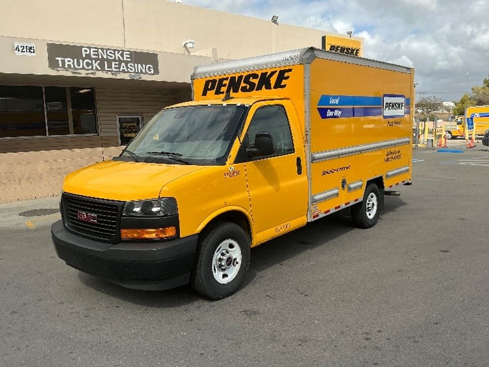 Light Duty Box Truck-Light and Medium Duty Trucks-GMC-2021-Savana G33503-San Diego-CA-115,291\n\t\tmiles-$ 24,750 - Image 3