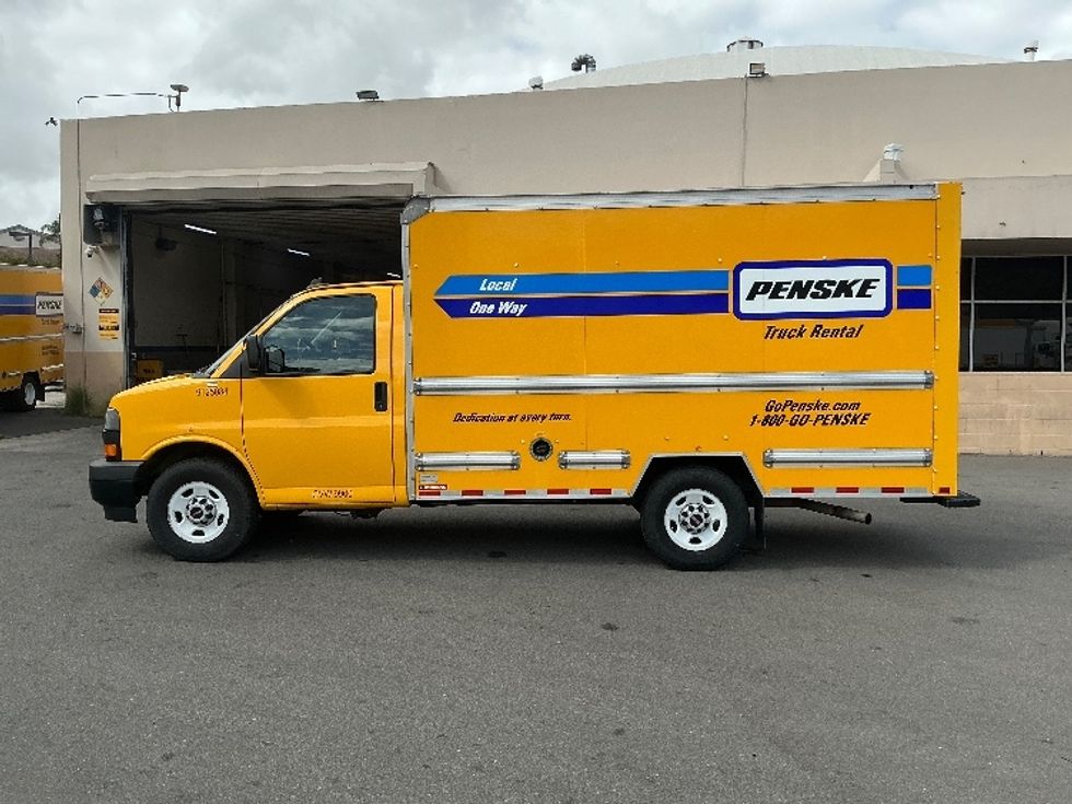Light Duty Box Truck-Light and Medium Duty Trucks-GMC-2021-Savana G33503-San Diego-CA-115,291\n\t\tmiles-$ 24,750 - Image 4