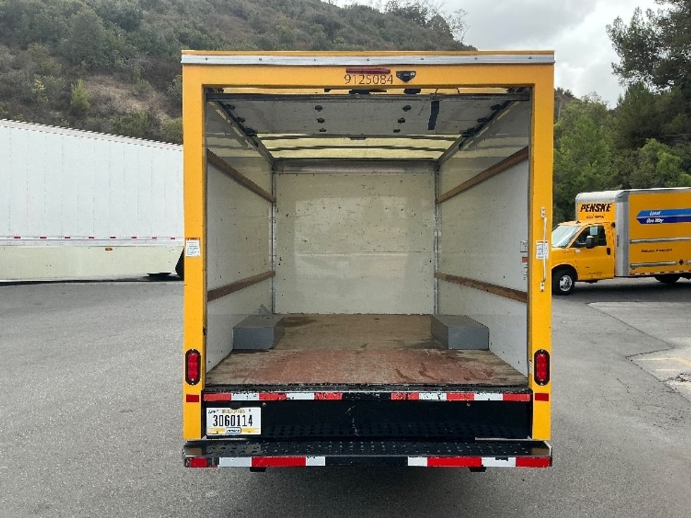 Light Duty Box Truck-Light and Medium Duty Trucks-GMC-2021-Savana G33503-San Diego-CA-115,291\n\t\tmiles-$ 24,750 - Image 8