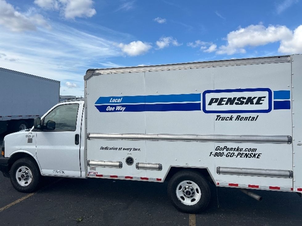 Light Duty Box Truck-Light and Medium Duty Trucks-GMC-2021-Savana G33503-Santa Ana-CA-56,348\n\t\tmiles-$ 33,000 - Image 14