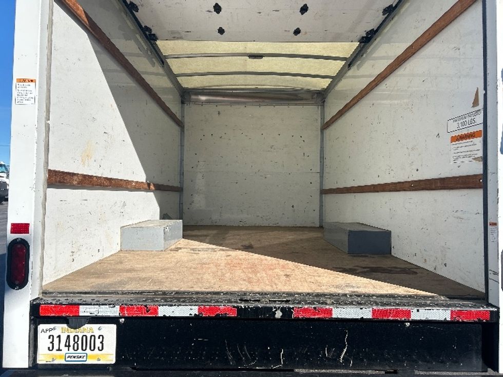 Light Duty Box Truck-Light and Medium Duty Trucks-GMC-2021-Savana G33503-Santa Maria-CA-117,946\n\t\tmiles-$ 28,000 - Image 10