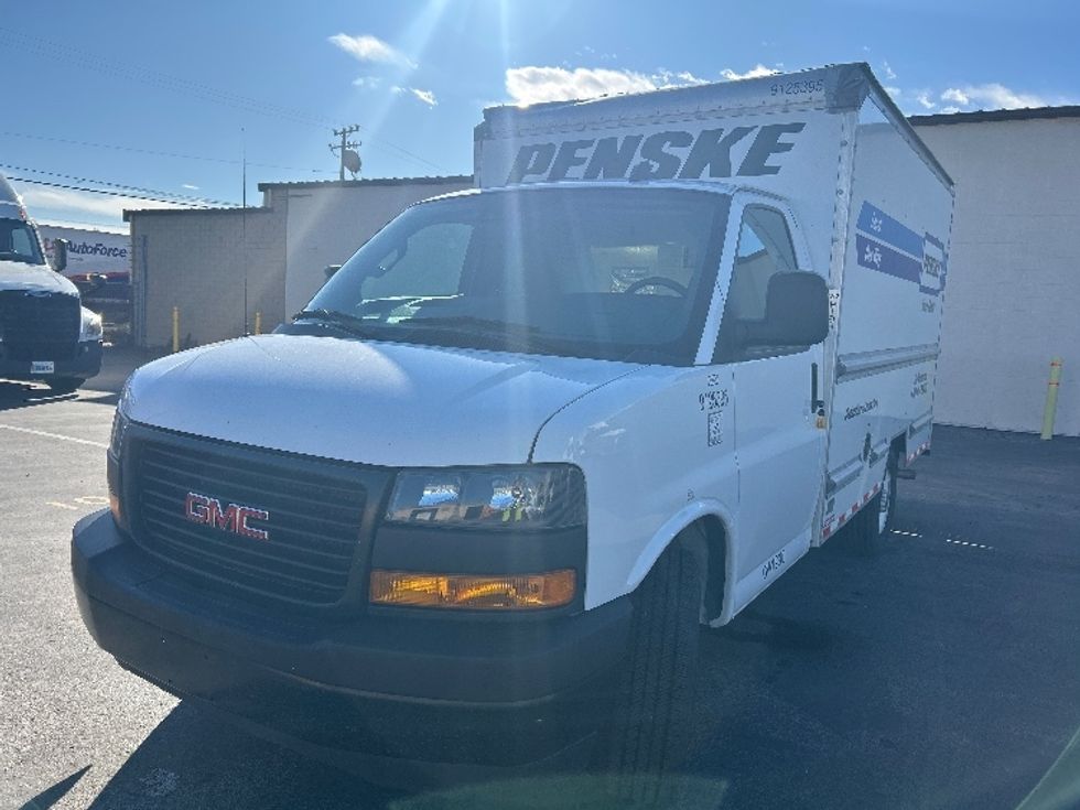 Light Duty Box Truck-Light and Medium Duty Trucks-GMC-2021-Savana G33503-Santa Maria-CA-117,946\n\t\tmiles-$ 28,000 - Image 25