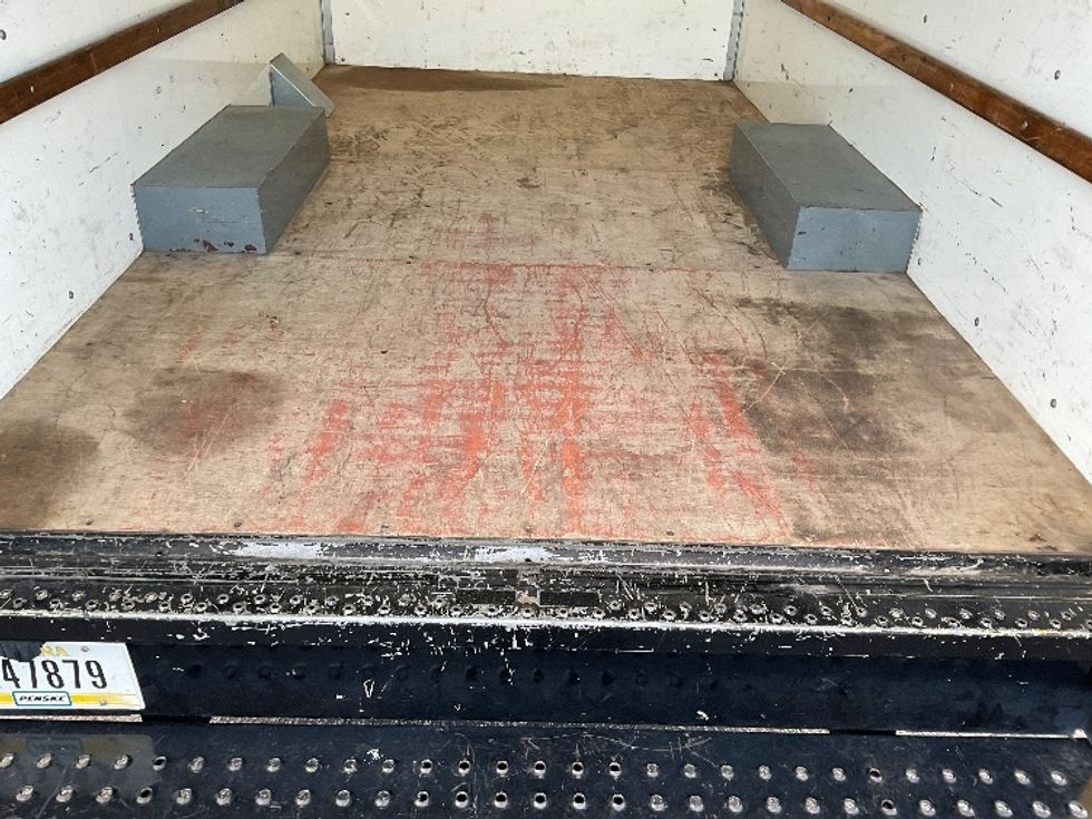 Light Duty Box Truck-Light and Medium Duty Trucks-GMC-2021-Savana G33503-Sarasota-FL-110,919\n\t\tmiles-$ 26,250 - Image 10