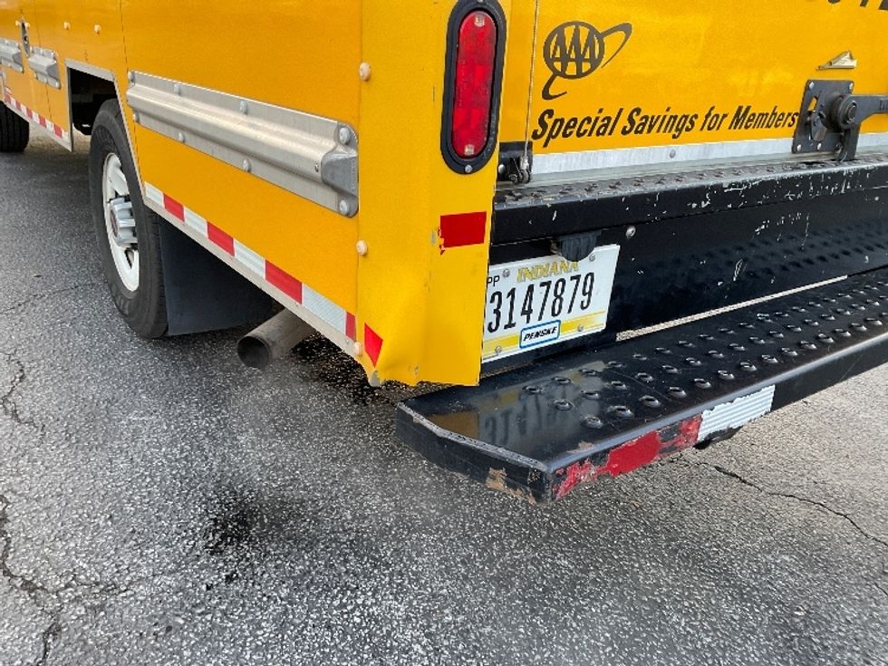 Light Duty Box Truck-Light and Medium Duty Trucks-GMC-2021-Savana G33503-Sarasota-FL-110,919\n\t\tmiles-$ 26,250 - Image 27