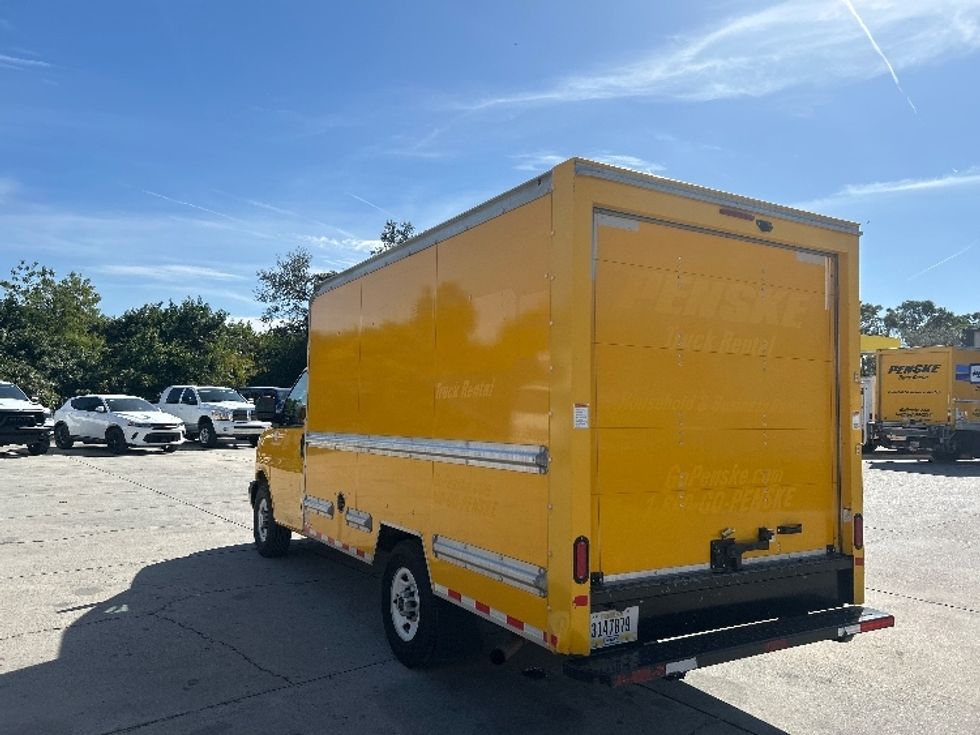 Light Duty Box Truck-Light and Medium Duty Trucks-GMC-2021-Savana G33503-Sarasota-FL-110,919\n\t\tmiles-$ 26,250 - Image 6