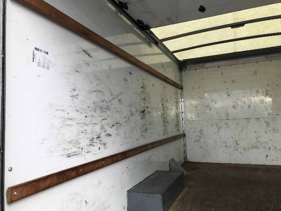 Light Duty Box Truck-Light and Medium Duty Trucks-GMC-2021-Savana G33503-Shreveport-LA-101,244\n\t\tmiles-$ 28,750 - Image 10