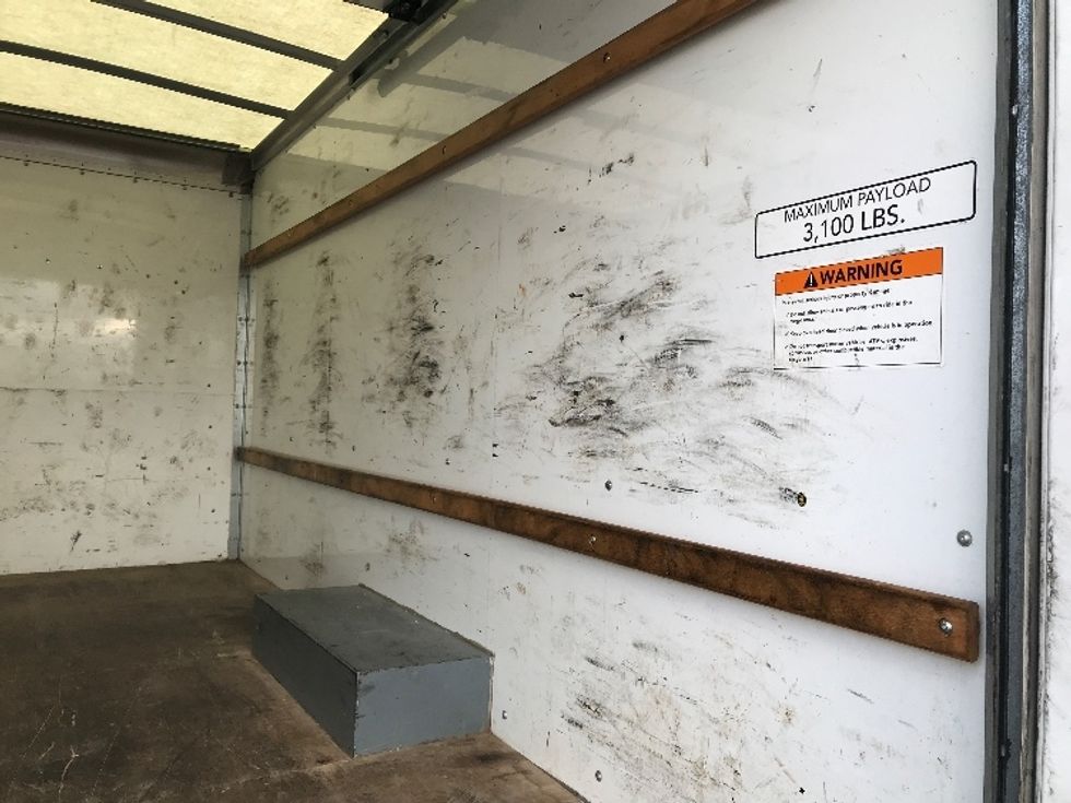 Light Duty Box Truck-Light and Medium Duty Trucks-GMC-2021-Savana G33503-Shreveport-LA-101,244\n\t\tmiles-$ 28,750 - Image 11