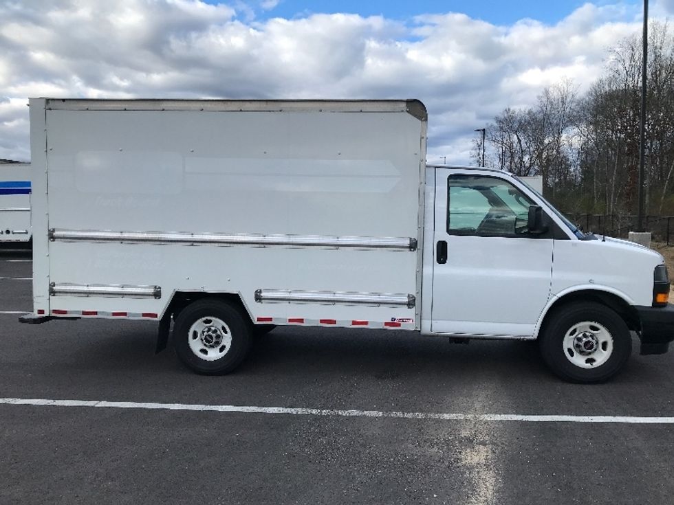 Light Duty Box Truck-Light and Medium Duty Trucks-GMC-2021-Savana G33503-Shreveport-LA-101,244\n\t\tmiles-$ 28,750 - Image 14