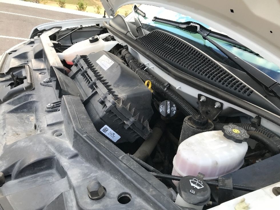 Light Duty Box Truck-Light and Medium Duty Trucks-GMC-2021-Savana G33503-Shreveport-LA-101,244\n\t\tmiles-$ 28,750 - Image 23