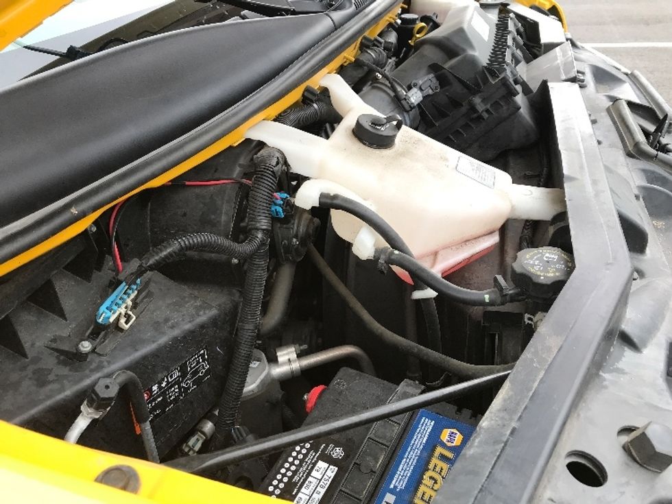 Light Duty Box Truck-Light and Medium Duty Trucks-GMC-2021-Savana G33503-Shreveport-LA-105,533\n\t\tmiles-$ 25,750 - Image 22