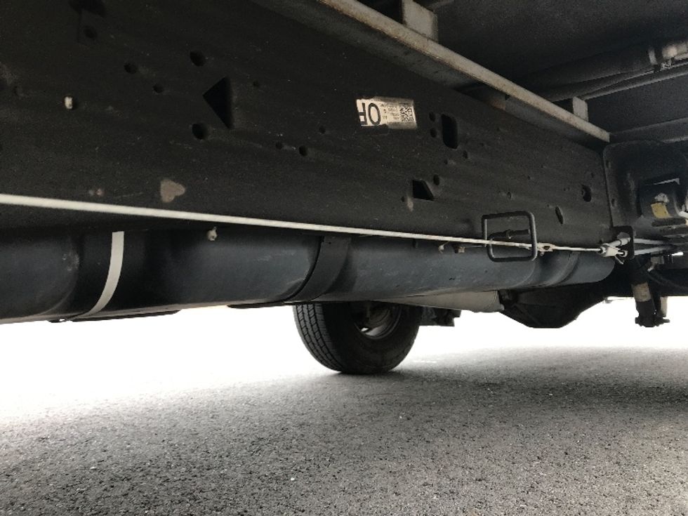 Light Duty Box Truck-Light and Medium Duty Trucks-GMC-2021-Savana G33503-Shreveport-LA-105,533\n\t\tmiles-$ 25,750 - Image 5