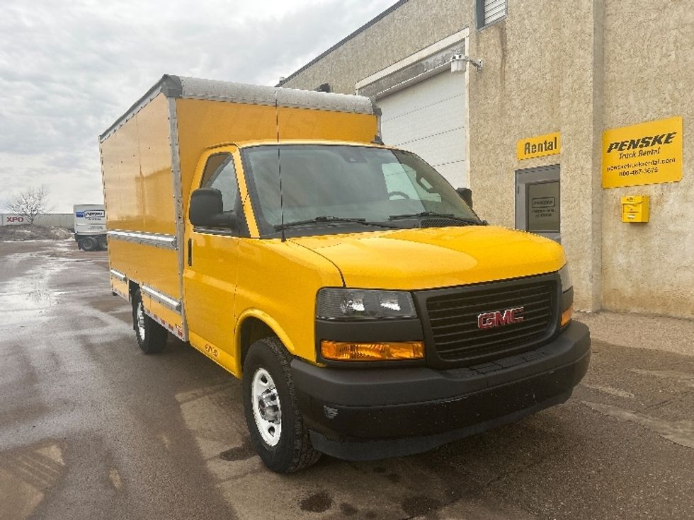 Light Duty Box Truck-Light and Medium Duty Trucks-GMC-2021-Savana G33503-Sioux Falls-SD-114,981\n\t\tmiles-$ 24,500 - Image 1