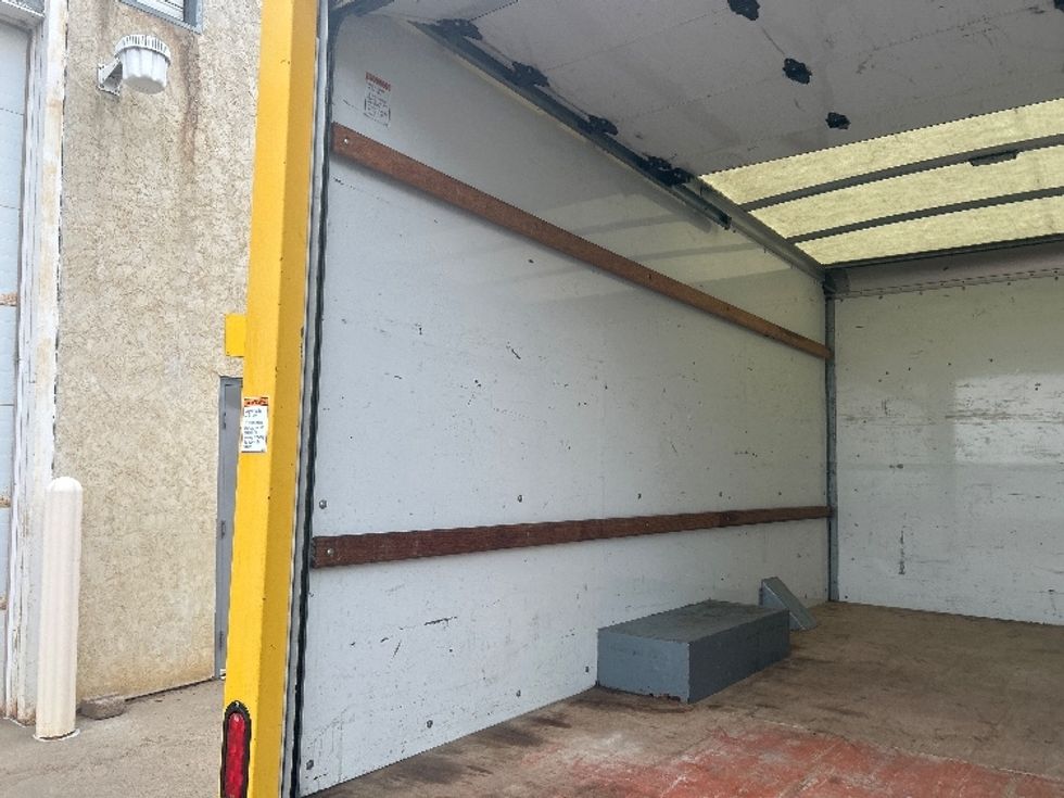 Light Duty Box Truck-Light and Medium Duty Trucks-GMC-2021-Savana G33503-Sioux Falls-SD-114,981\n\t\tmiles-$ 24,500 - Image 11