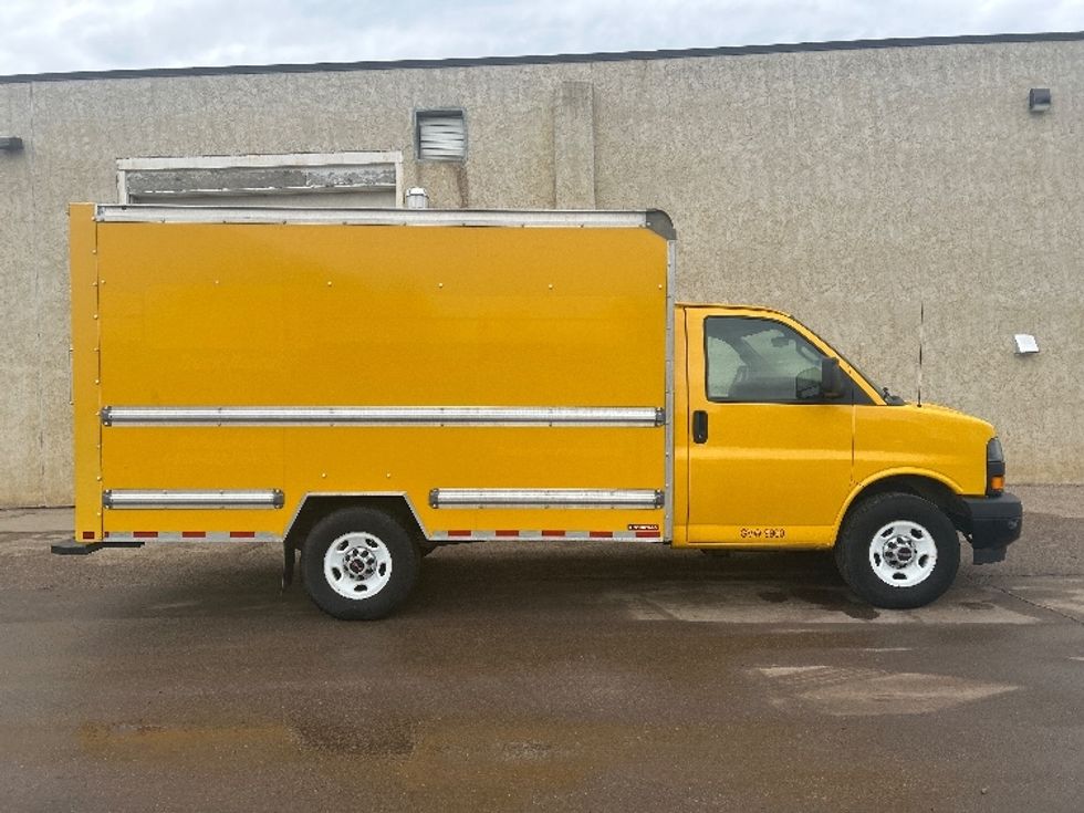 Light Duty Box Truck-Light and Medium Duty Trucks-GMC-2021-Savana G33503-Sioux Falls-SD-114,981\n\t\tmiles-$ 24,500 - Image 15