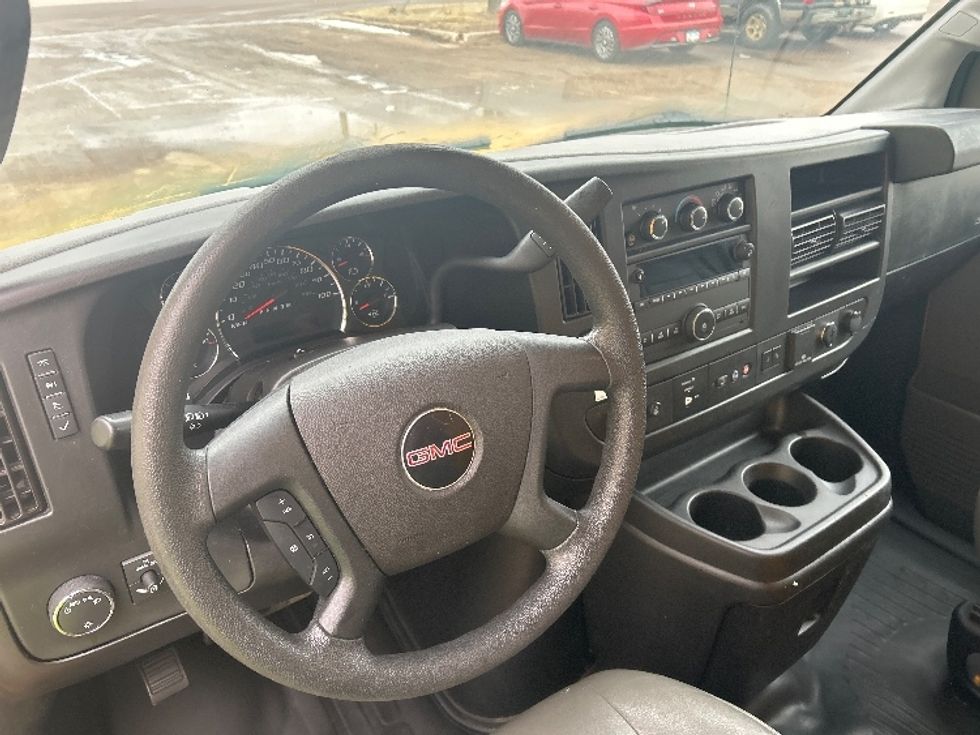 Light Duty Box Truck-Light and Medium Duty Trucks-GMC-2021-Savana G33503-Sioux Falls-SD-114,981\n\t\tmiles-$ 24,500 - Image 17
