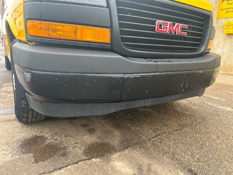 Light Duty Box Truck-Light and Medium Duty Trucks-GMC-2021-Savana G33503-Sioux Falls-SD-114,981\n\t\tmiles-$ 24,500 - Image 27