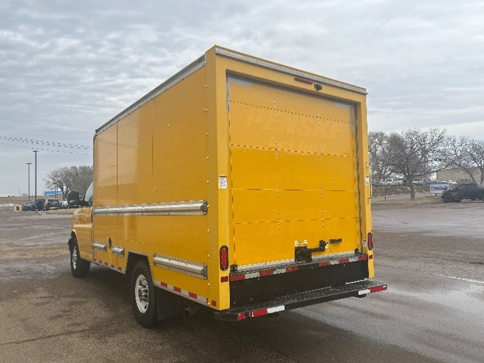 Light Duty Box Truck-Light and Medium Duty Trucks-GMC-2021-Savana G33503-Sioux Falls-SD-114,981\n\t\tmiles-$ 24,500 - Image 6