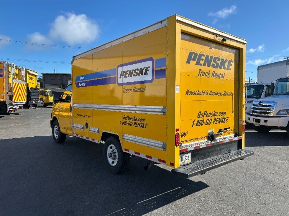 Light Duty Box Truck-Light and Medium Duty Trucks-GMC-2021-Savana G33503-South San Francisco-CA-119,451\n\t\tmiles-$ 25,250 - Image 6