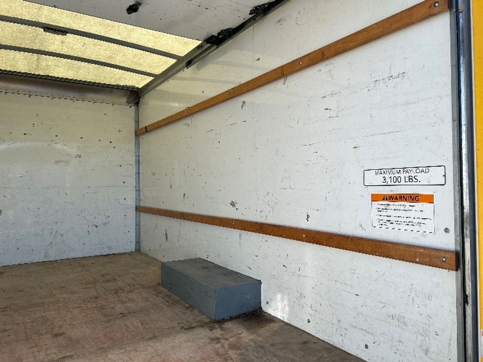 Light Duty Box Truck-Light and Medium Duty Trucks-GMC-2021-Savana G33503-South San Francisco-CA-119,451\n\t\tmiles-$ 25,250 - Image 11