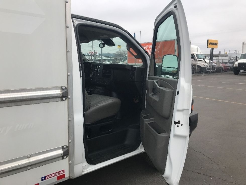 Light Duty Box Truck-Light and Medium Duty Trucks-GMC-2021-Savana G33503-Spokane Valley-WA-109,292\n\t\tmiles-$ 29,000 - Image 18