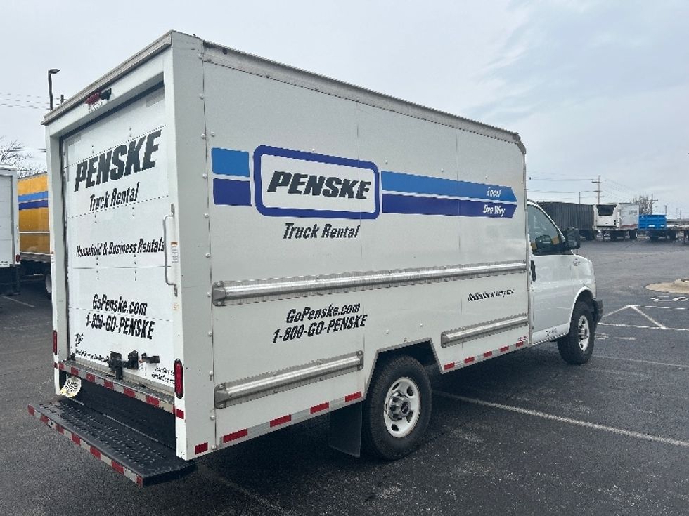 Light Duty Box Truck-Light and Medium Duty Trucks-GMC-2021-Savana G33503-Springfield-MO-118,979\n\t\tmiles-$ 26,500 - Image 10