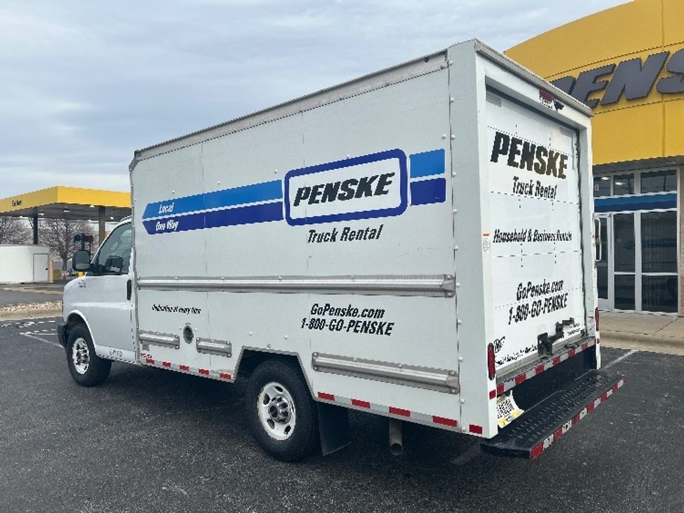 Light Duty Box Truck-Light and Medium Duty Trucks-GMC-2021-Savana G33503-Springfield-MO-118,979\n\t\tmiles-$ 26,500 - Image 5