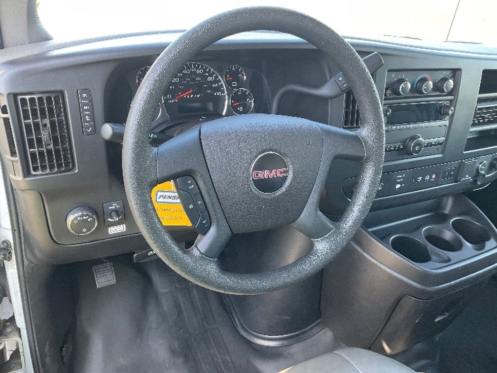 Light Duty Box Truck-Light and Medium Duty Trucks-GMC-2021-Savana G33503-Stockton-CA-109,209\n\t\tmiles-$ 29,000 - Image 16