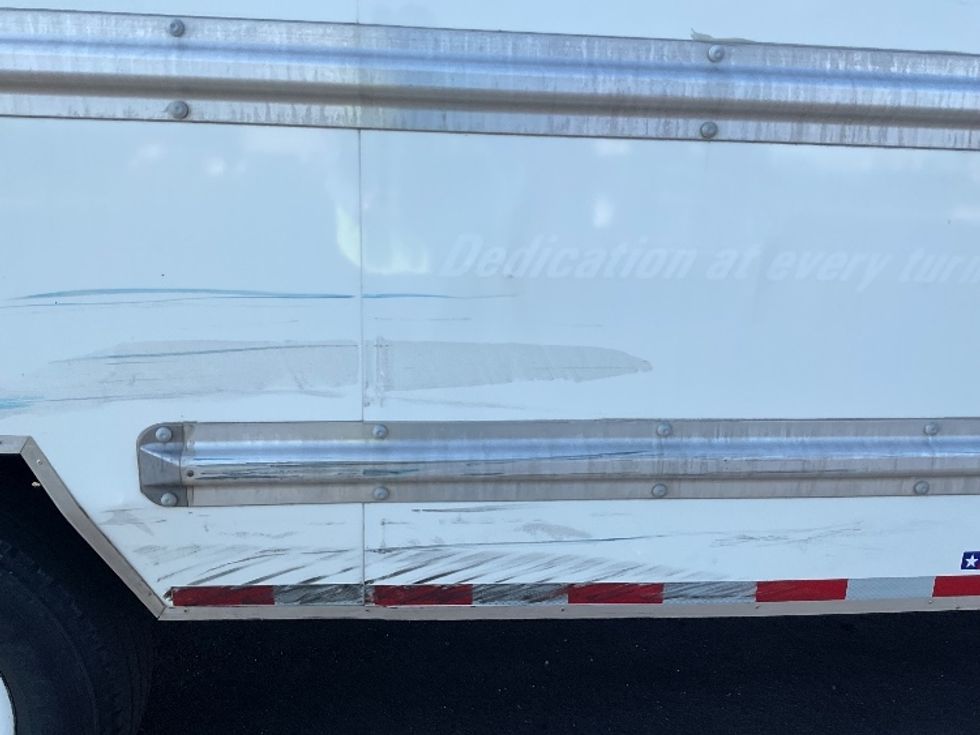 Light Duty Box Truck-Light and Medium Duty Trucks-GMC-2021-Savana G33503-Stockton-CA-109,209\n\t\tmiles-$ 29,000 - Image 23