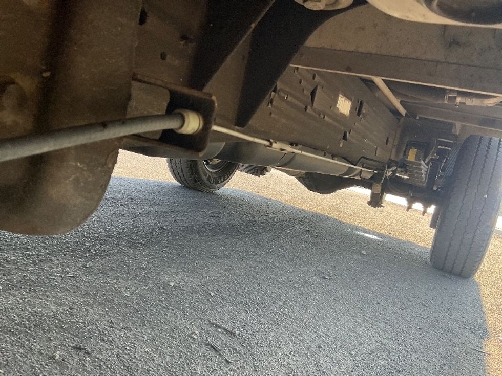 Light Duty Box Truck-Light and Medium Duty Trucks-GMC-2021-Savana G33503-Stockton-CA-109,209\n\t\tmiles-$ 29,000 - Image 5