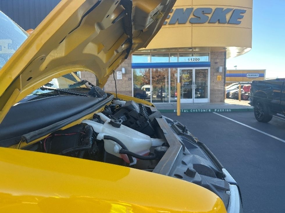 Light Duty Box Truck-Light and Medium Duty Trucks-GMC-2021-Savana G33503-Sun Valley-CA-103,032\n\t\tmiles-$ 27,250 - Image 23