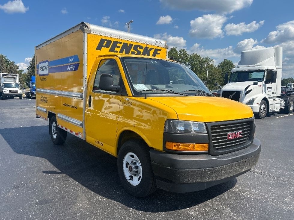 Light Duty Box Truck-Light and Medium Duty Trucks-GMC-2021-Savana G33503-Swedesboro-NJ-120,143\n\t\tmiles-$ 21,500 - Image 1