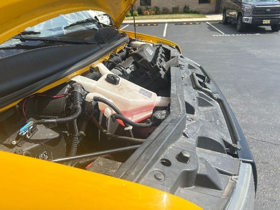 Light Duty Box Truck-Light and Medium Duty Trucks-GMC-2021-Savana G33503-Swedesboro-NJ-120,143\n\t\tmiles-$ 21,500 - Image 21