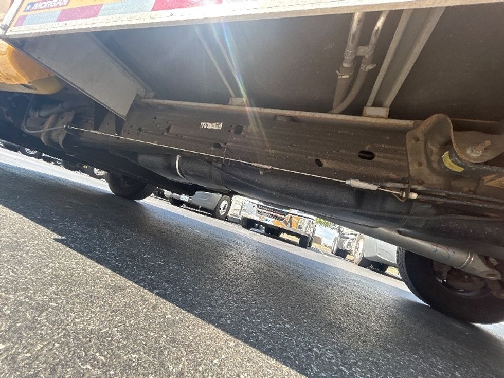 Light Duty Box Truck-Light and Medium Duty Trucks-GMC-2021-Savana G33503-Swedesboro-NJ-120,143\n\t\tmiles-$ 21,500 - Image 5